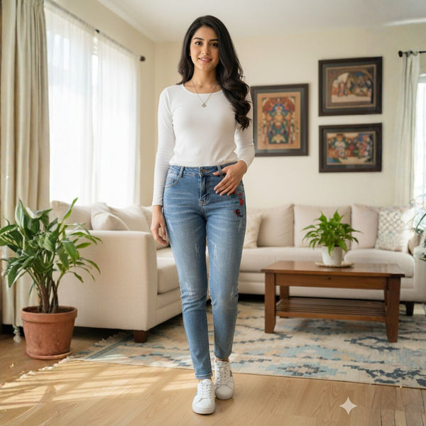 JN-0011 Embroidered Light-Wash Denim Jeans